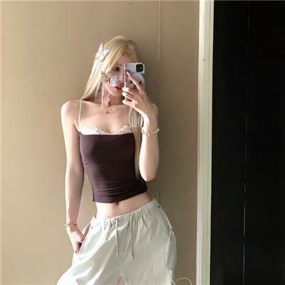 拿针的女孩 在线观看